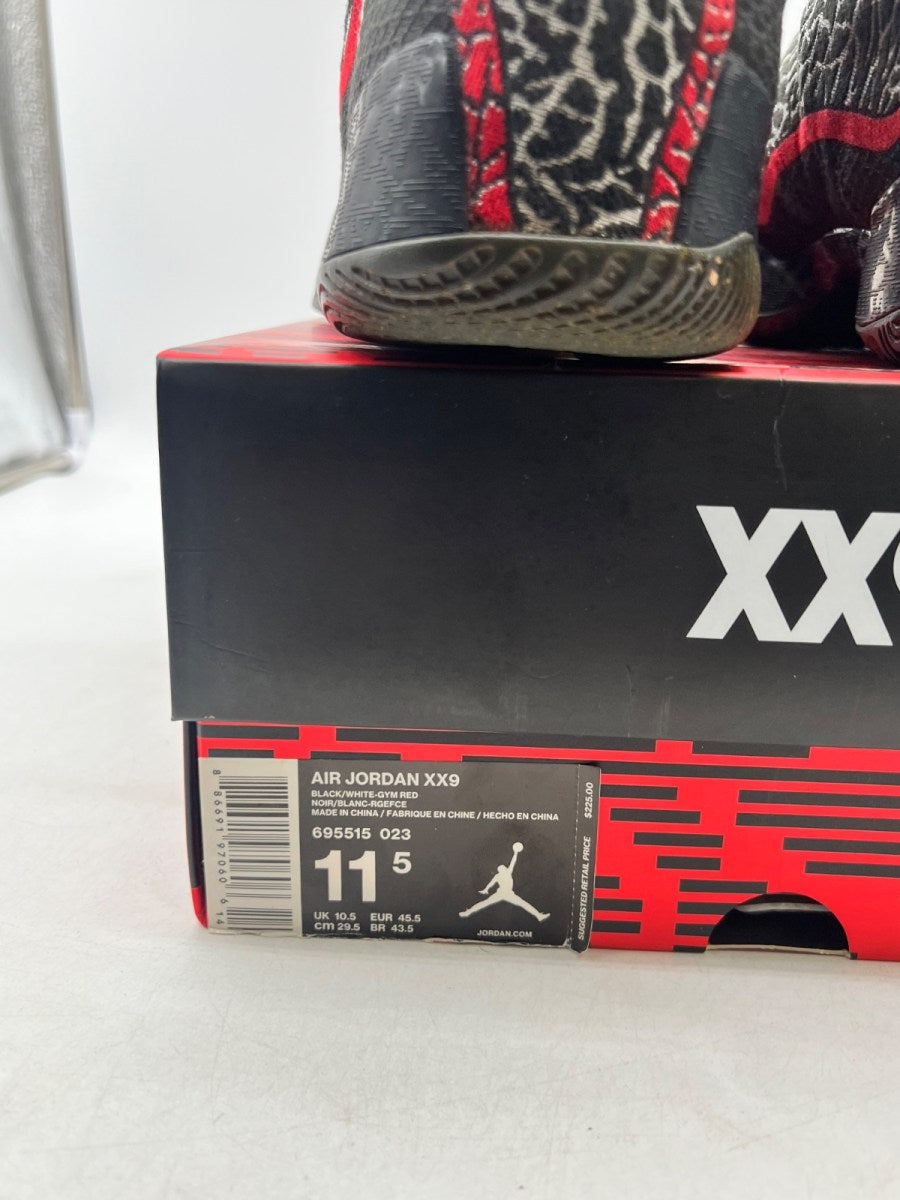 Jordan XX9 Black White Gym Red 11.5 (Moderately Worn Pre-Owned)JordanBlack/White-Gym Red - Image 4