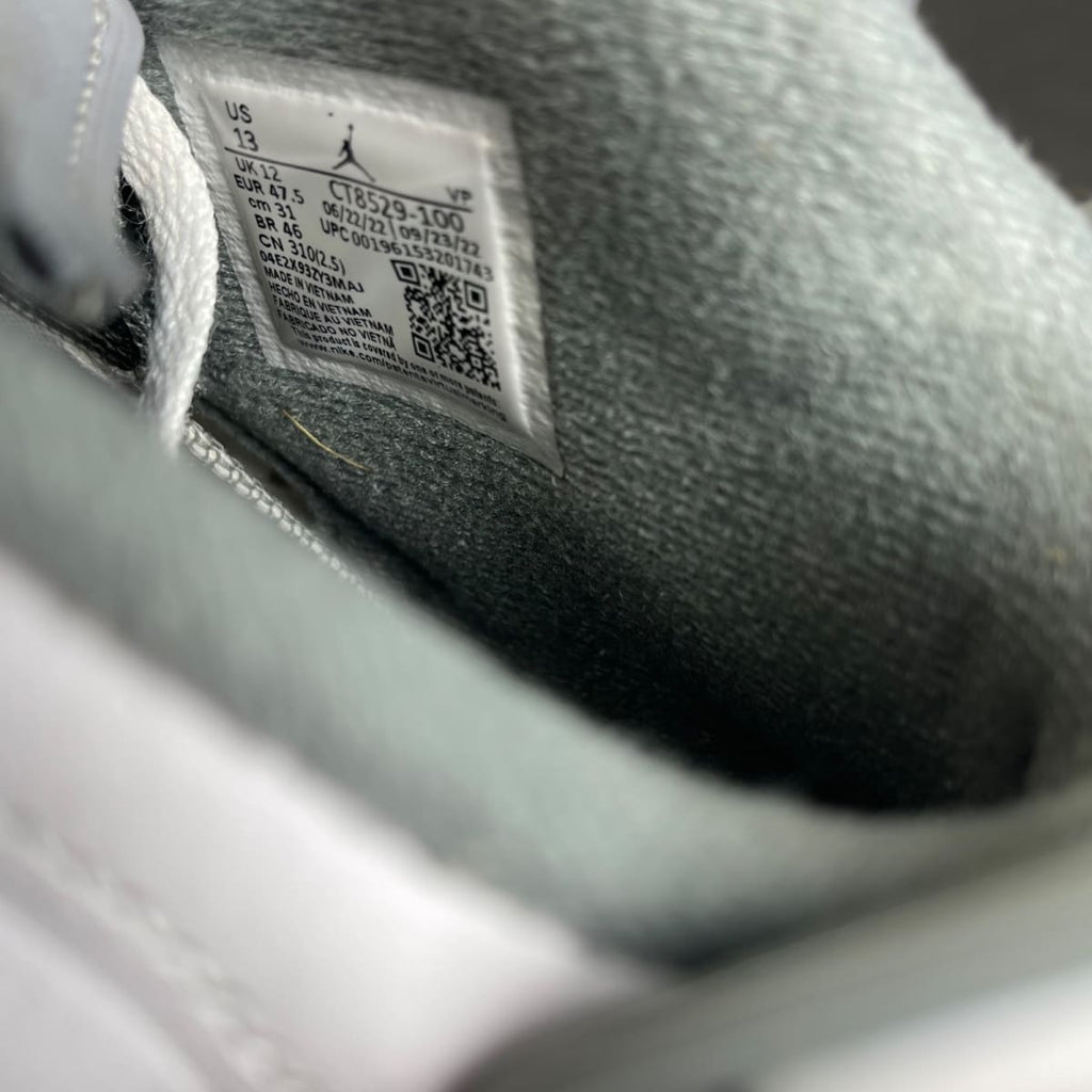 Jordan 6 Retro Cool Grey (Size 13) - aux