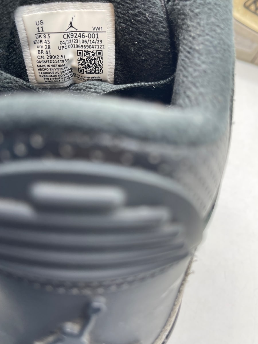 Jordan 3 Retro Off Noir 11W (Moderately Worn Pre-Owned)JordanOff Noir/Black/Coconut Milk/Cement Grey - Image 8