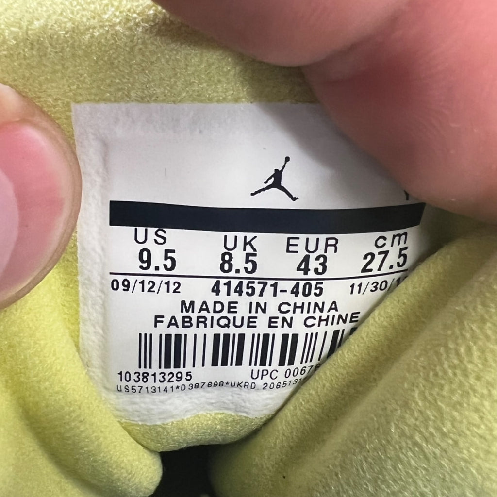 Jordan 13 Retro Squadron Blue 9.5 (Moderately Worn Pre-Owned)JordanSquadron Blue/Electric Yellow-Black - Image 7