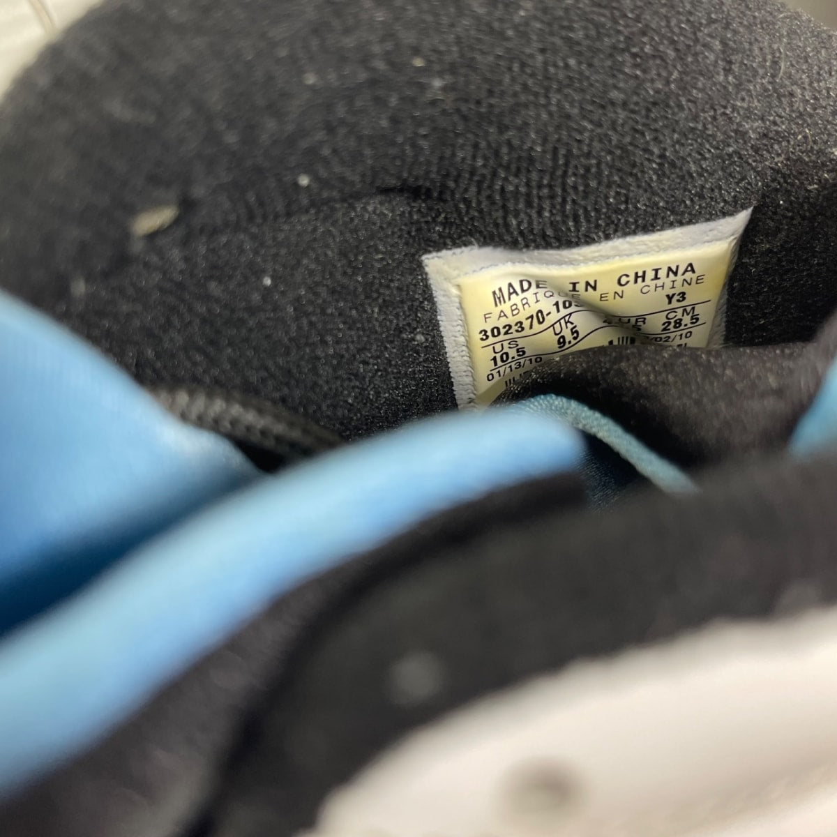 Jordan 9 Retro Powder (2010) 10.5 (Moderately Worn Pre-Owned)JordanWhite/University Blue - Image 6