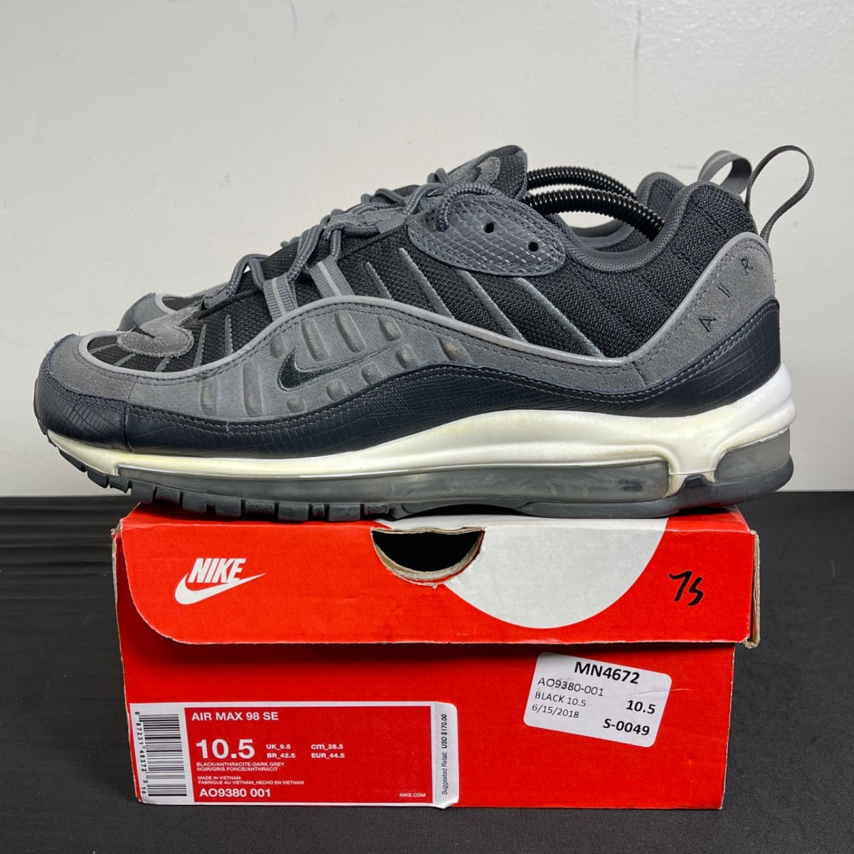 Nike Air Max 98 Black Anthracite 10.5 (Moderately Worn Pre-Owned)NikeBlack/Anthracite-Dark Grey-White - Image 3