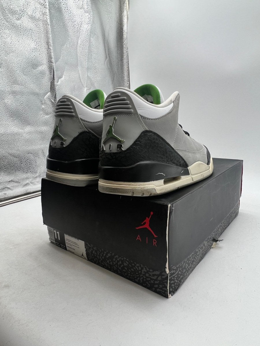 Jordan 3 Retro Chlorophyll 11 (Heavily Worn Pre-Owned)JordanLight Smoke Grey/Chlorophyll-Black-White - Image 5