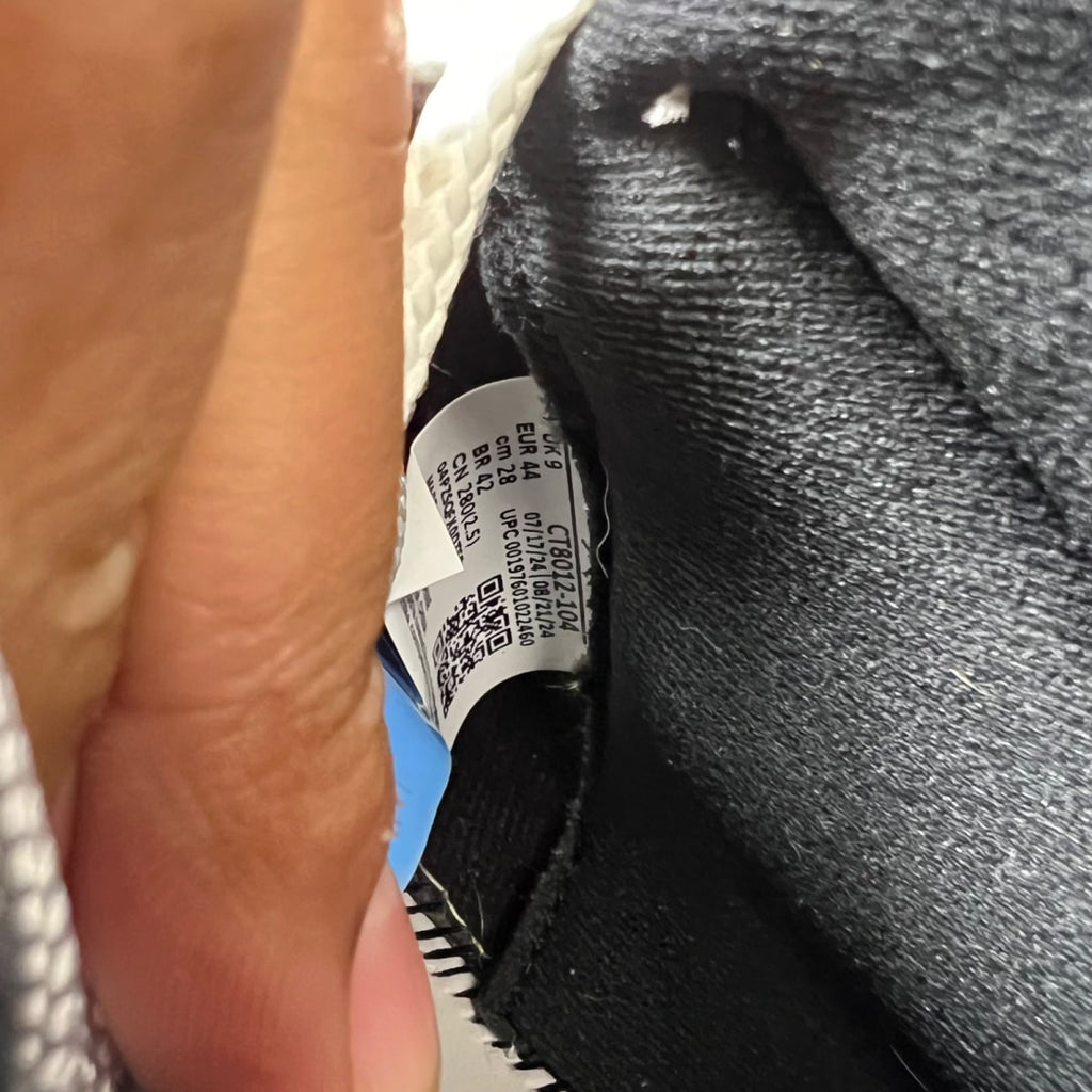 Jordan 11 Retro Legend Blue (2024) 10 (Lightly Worn Pre-Owned)JordanWhite/Legend Blue/Black - Image 7