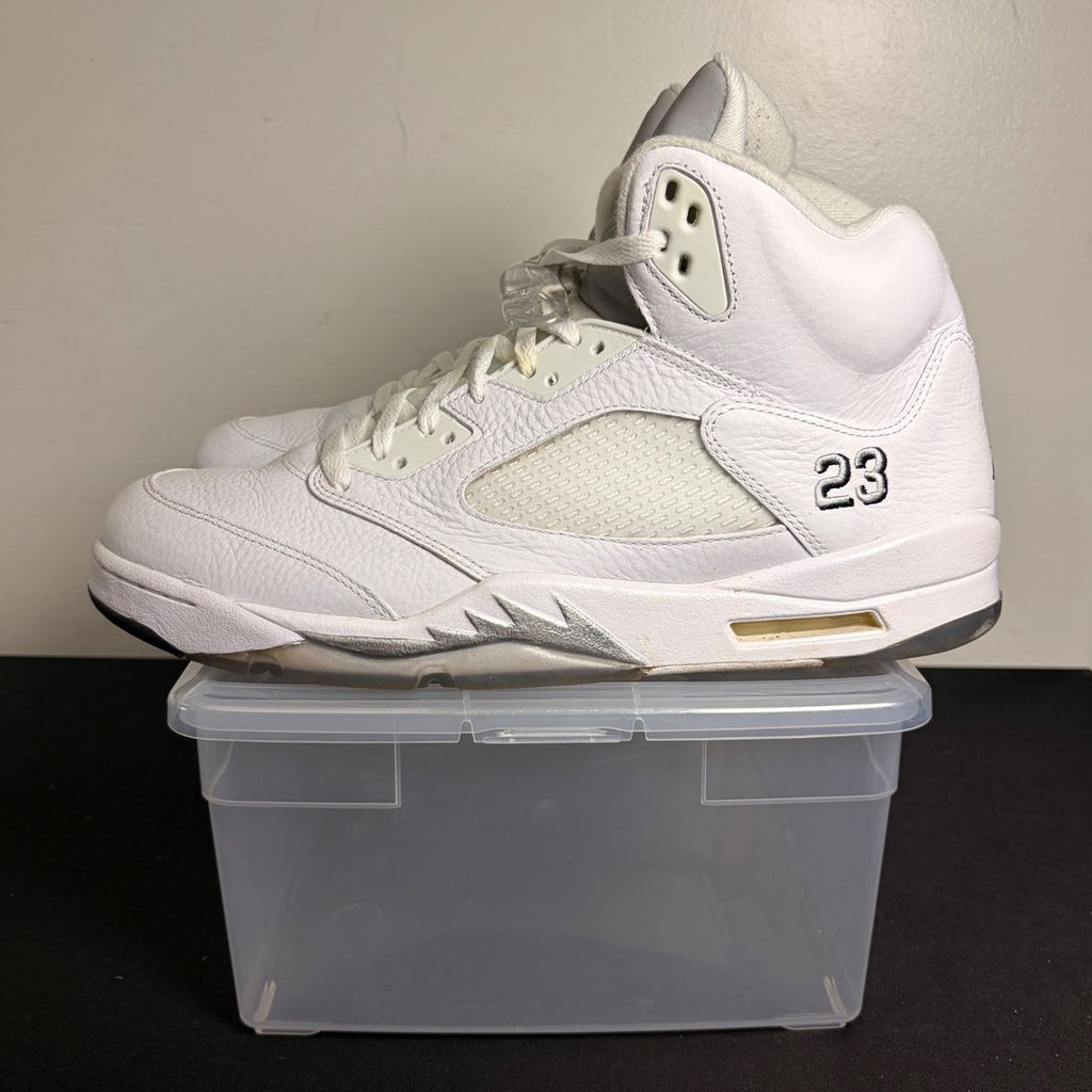 Jordan 5 Retro Metallic White (2015) (Size 13) - Image 3