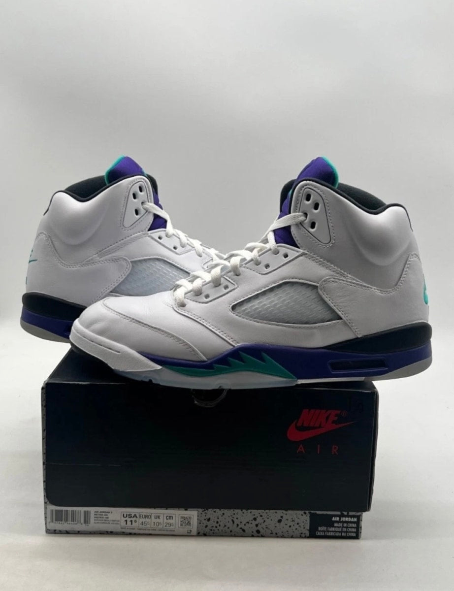 Jordan 5 Retro Grape (2025) 11.5 (Moderately Worn Pre-Owned)JordanWhite/Grape Ice-New Emerald - Image 1