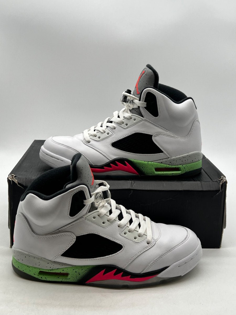 Jordan 5 Retro Poison Green 8.5 (Moderately Worn Pre-Owned)JordanWhite/Infrared 23-Light Poison Green-Black - Image 1