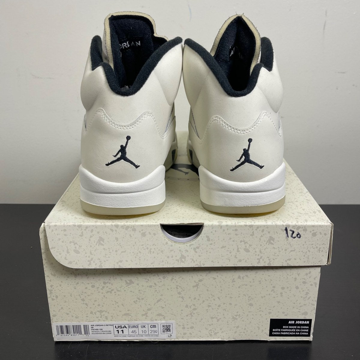 Jordan 5 Retro SE Sail 11 (Moderately Worn Pre-Owned)JordanSail/Black/Light Orewood Brown/Coconut Milk - Image 4
