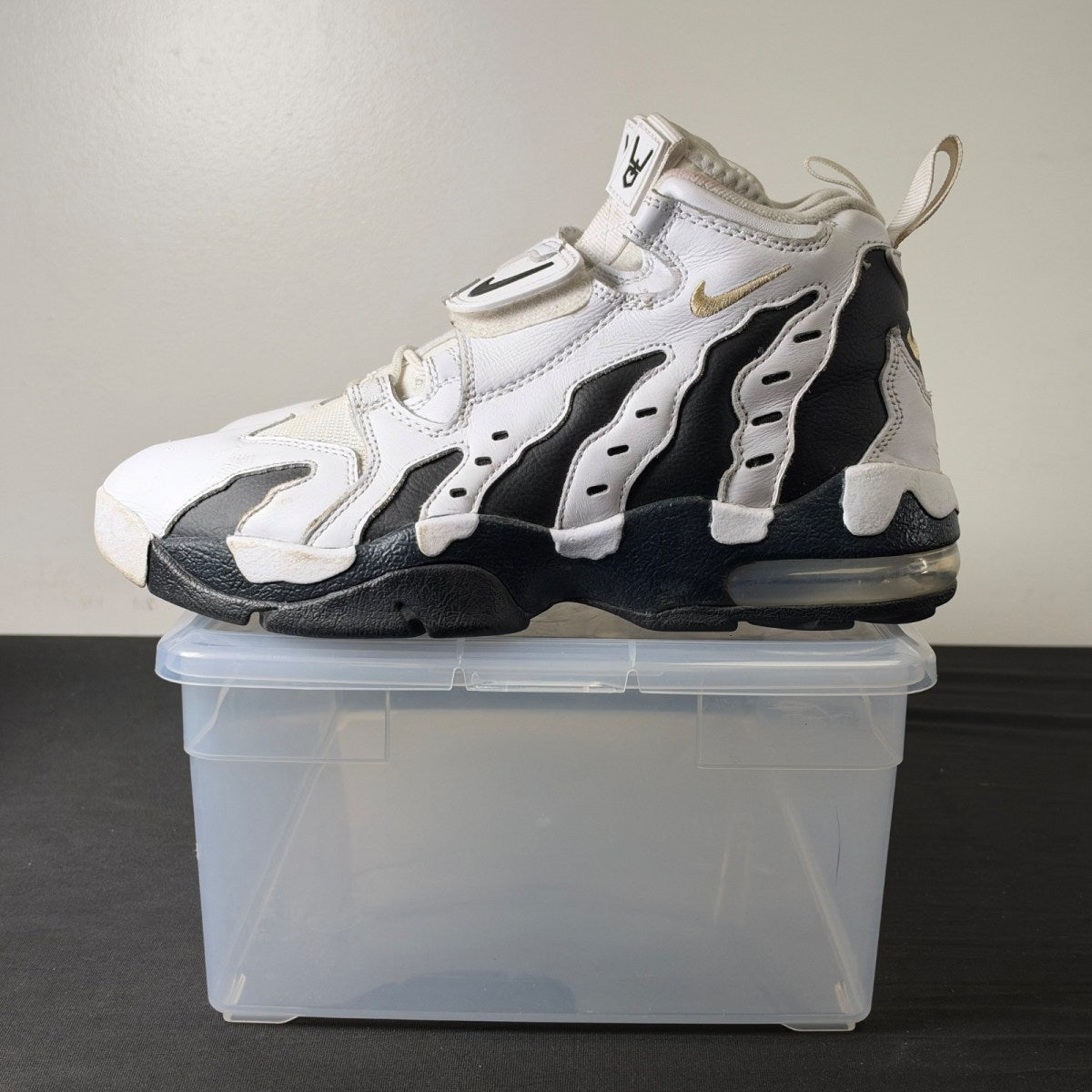 Nike Air DT Max '96 Colorado Away White Black (Size 9) - aux