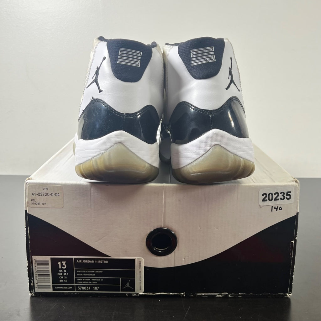 Jordan 11 Retro Concord (2011) 13 (Moderately Worn Pre-Owned)JordanWhite/Black-Dark Concord - Image 4