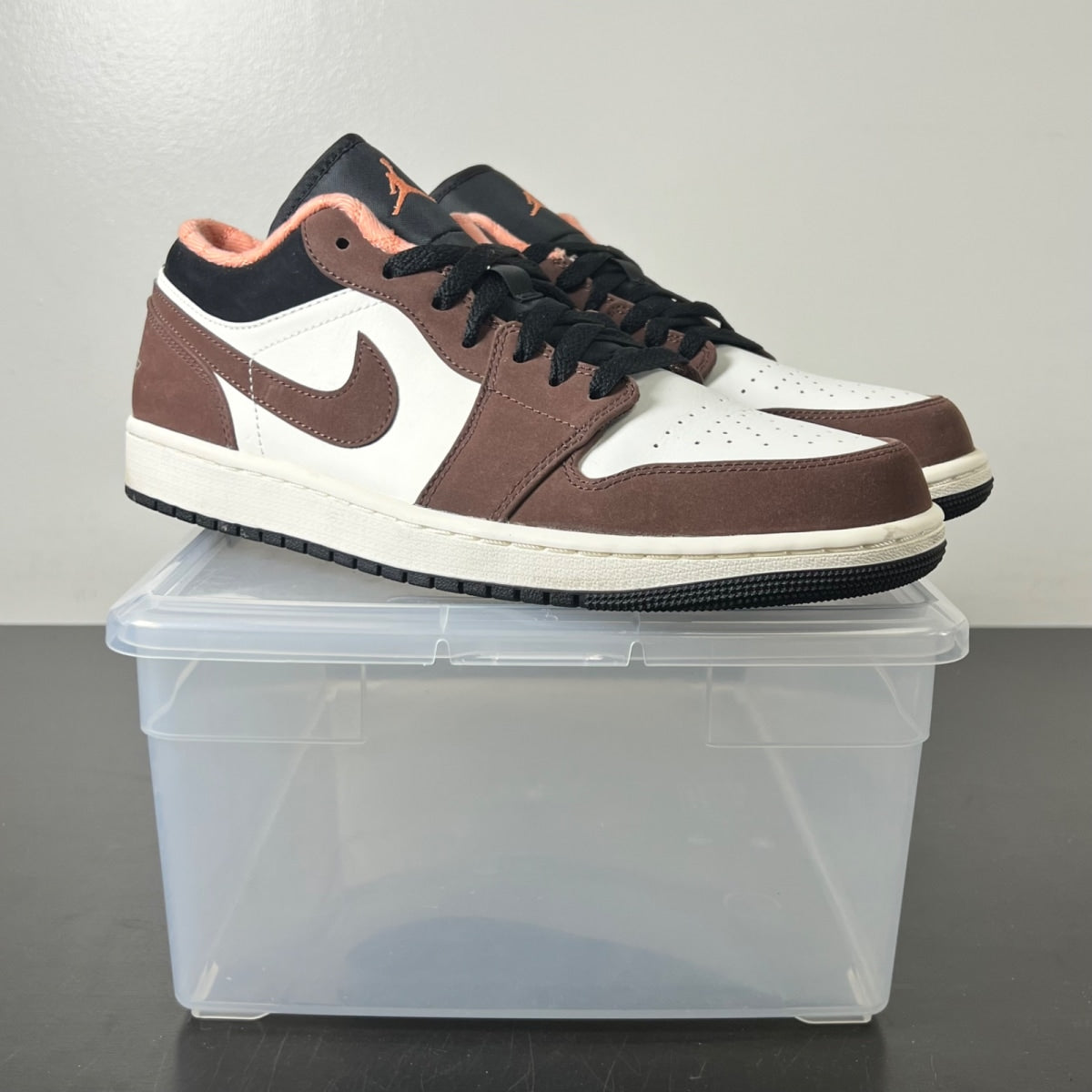 Jordan 1 Low Mocha 10 (Lightly Worn Pre-Owned)JordanLight Chocolate/Crimson Bliss-Black-Sail - Image 1