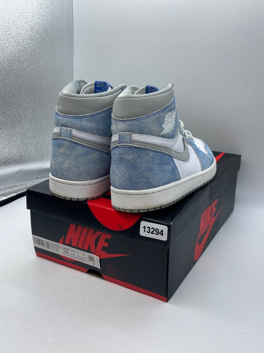 Jordan 1 Retro High OG Hyper Royal (Size 10.5) - Image 5