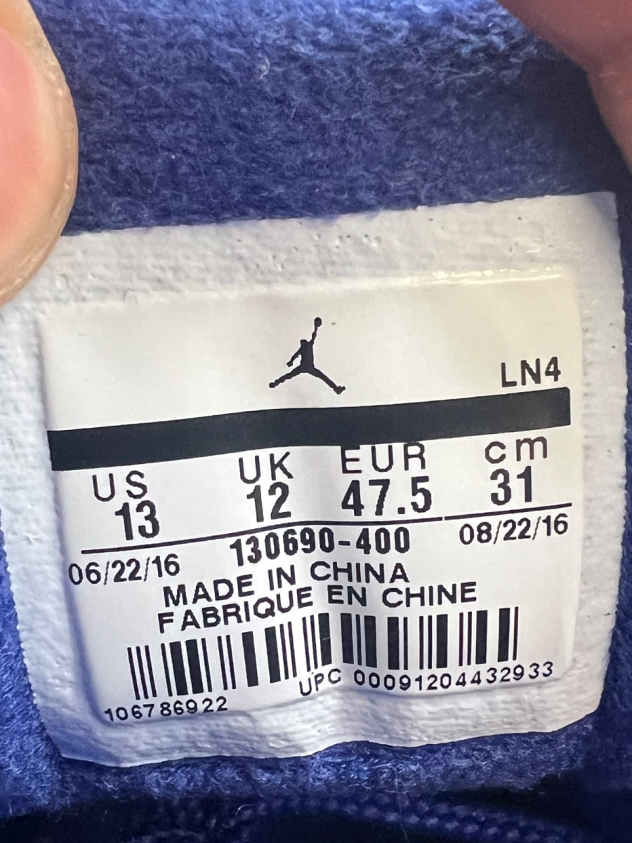 Jordan 12 Retro Deep Royal Blue 13 (Lightly Worn Pre-Owned)JordanDeep Royal Blue/White-Metallic Silver - Image 6