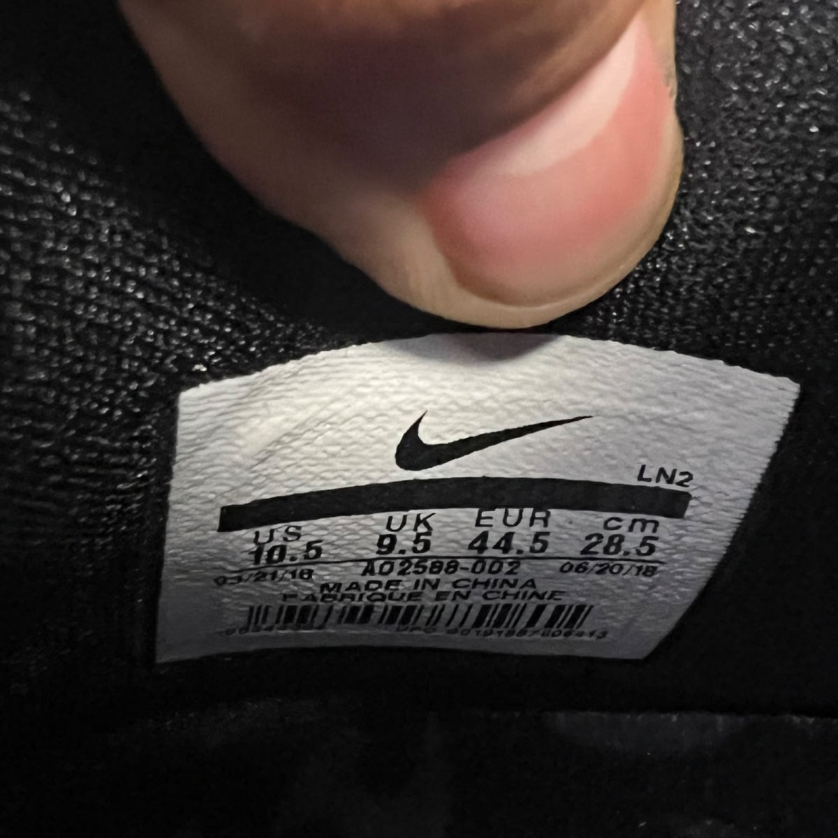 Nike LeBron 16 Fresh Bred (Size 10.5) - Image 4