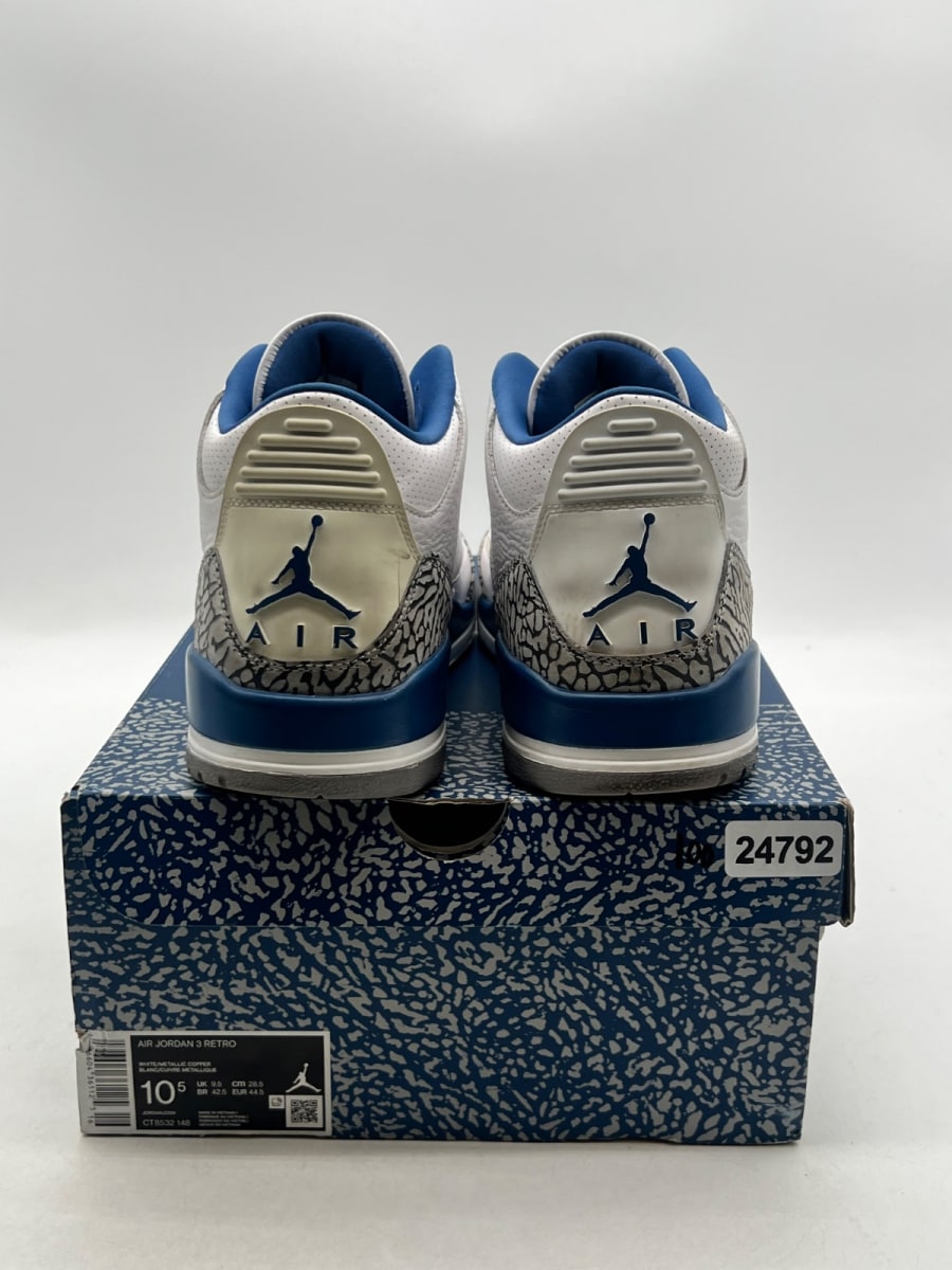 Jordan 3 Retro Wizards 10.5 (Moderately Worn Pre-Owned)JordanWhite/True Blue/Metallic Copper/Cement Grey - Image 3