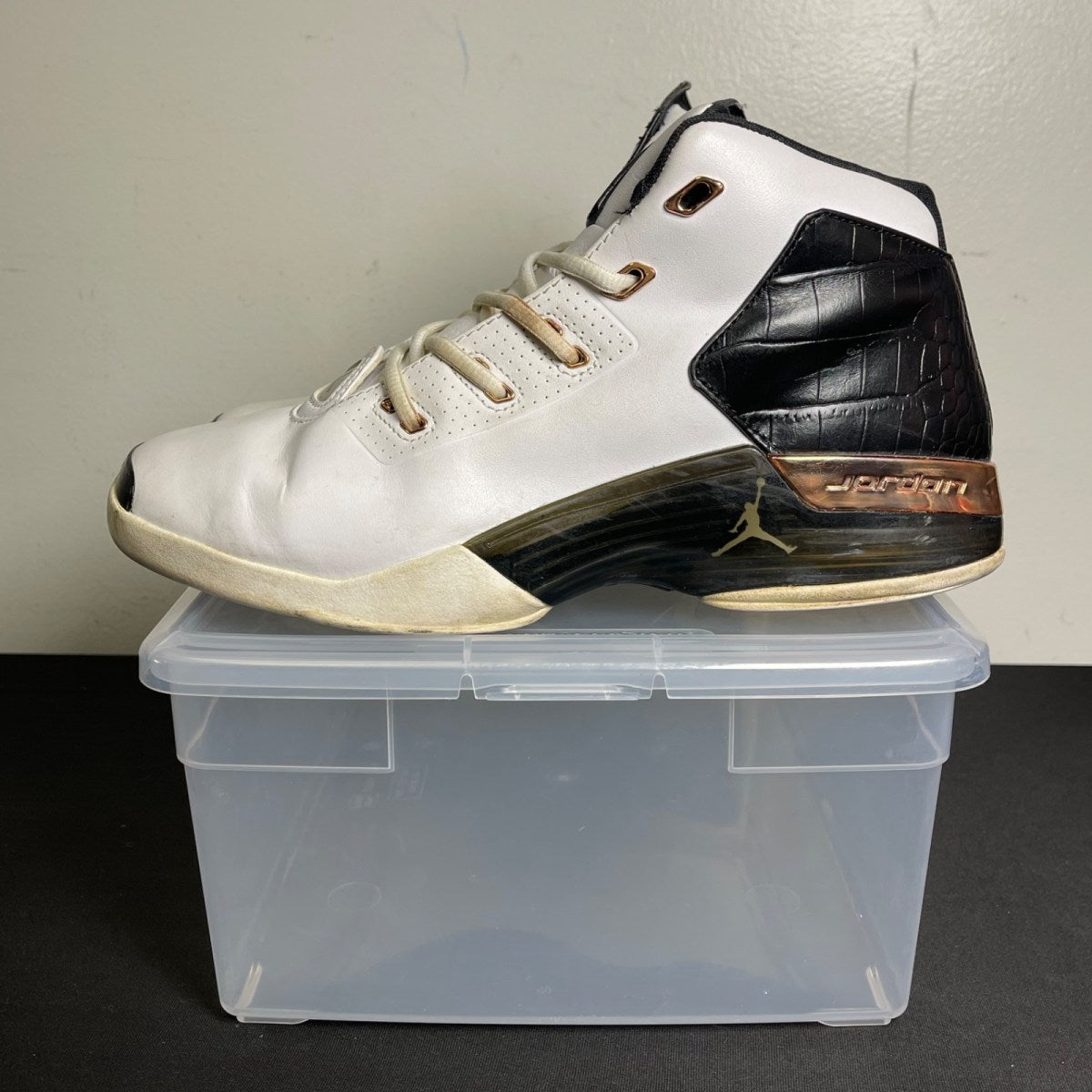 Jordan 17 Retro Copper (2016) (Size 9) - Image 3