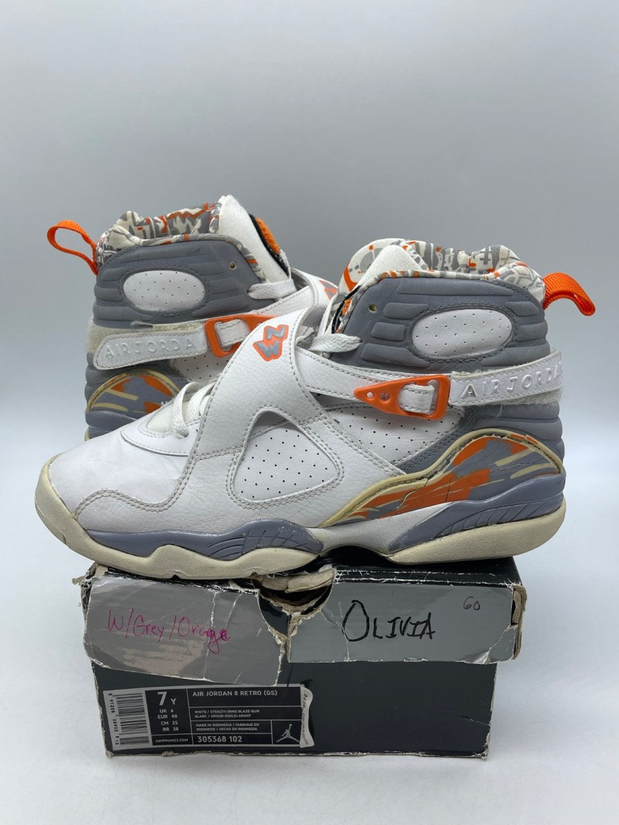 Jordan 8 Retro Orange White (GS) 7Y (Moderately Worn Pre-Owned)JordanWhite/Stealth/Orange Blaze/Silver - Image 1