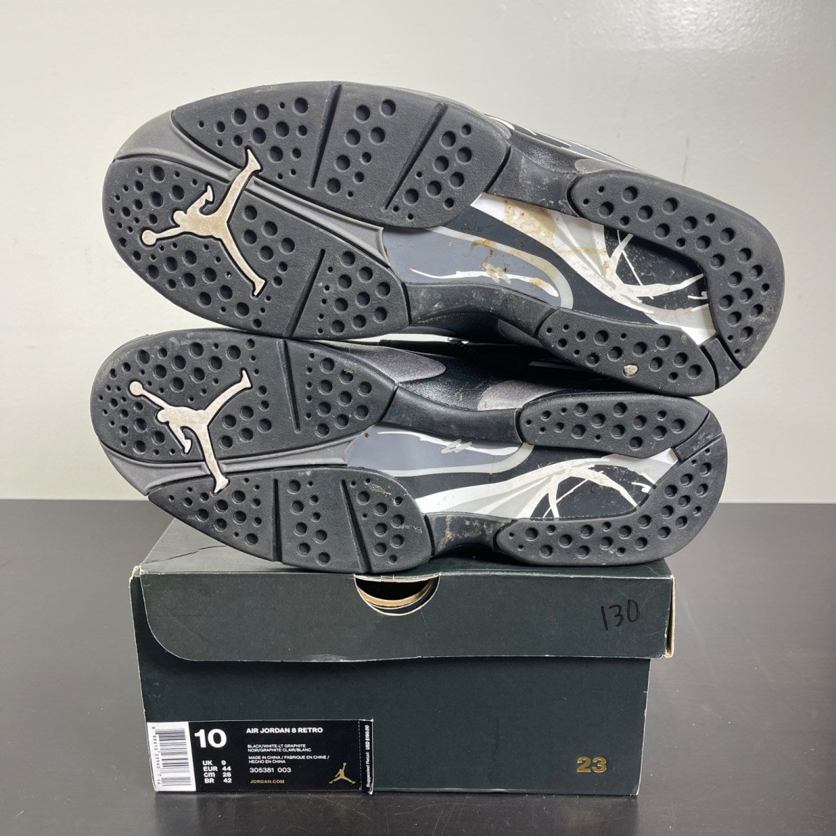 Jordan 8 Retro Chrome (2015) 10 (Moderately Worn Pre-Owned)JordanBlack/White-Light Graphite - Image 5