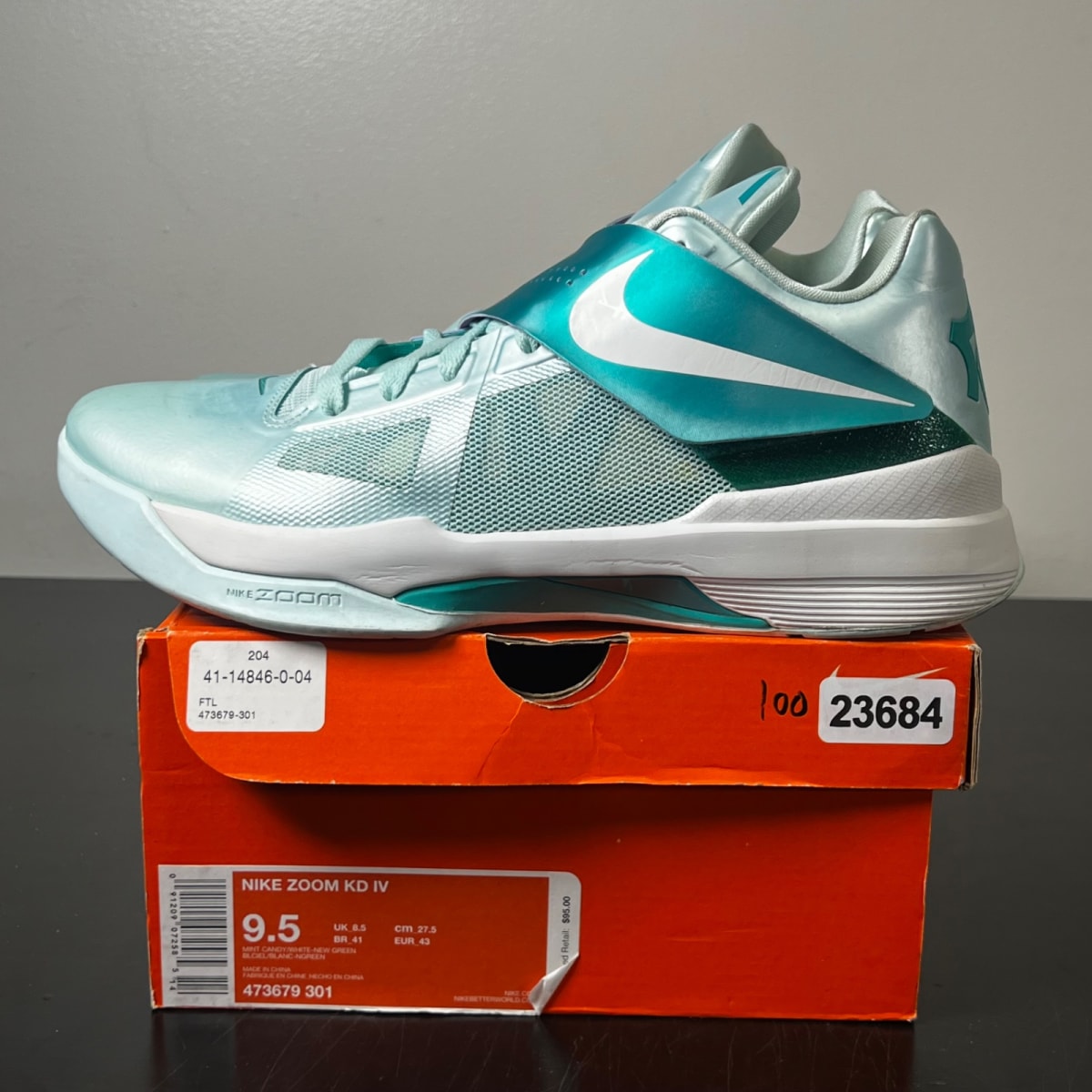 Nike KD 4 Easter 9.5 (Lightly Worn Pre-Owned)NikeMint Candy/White-New Green - Image 3
