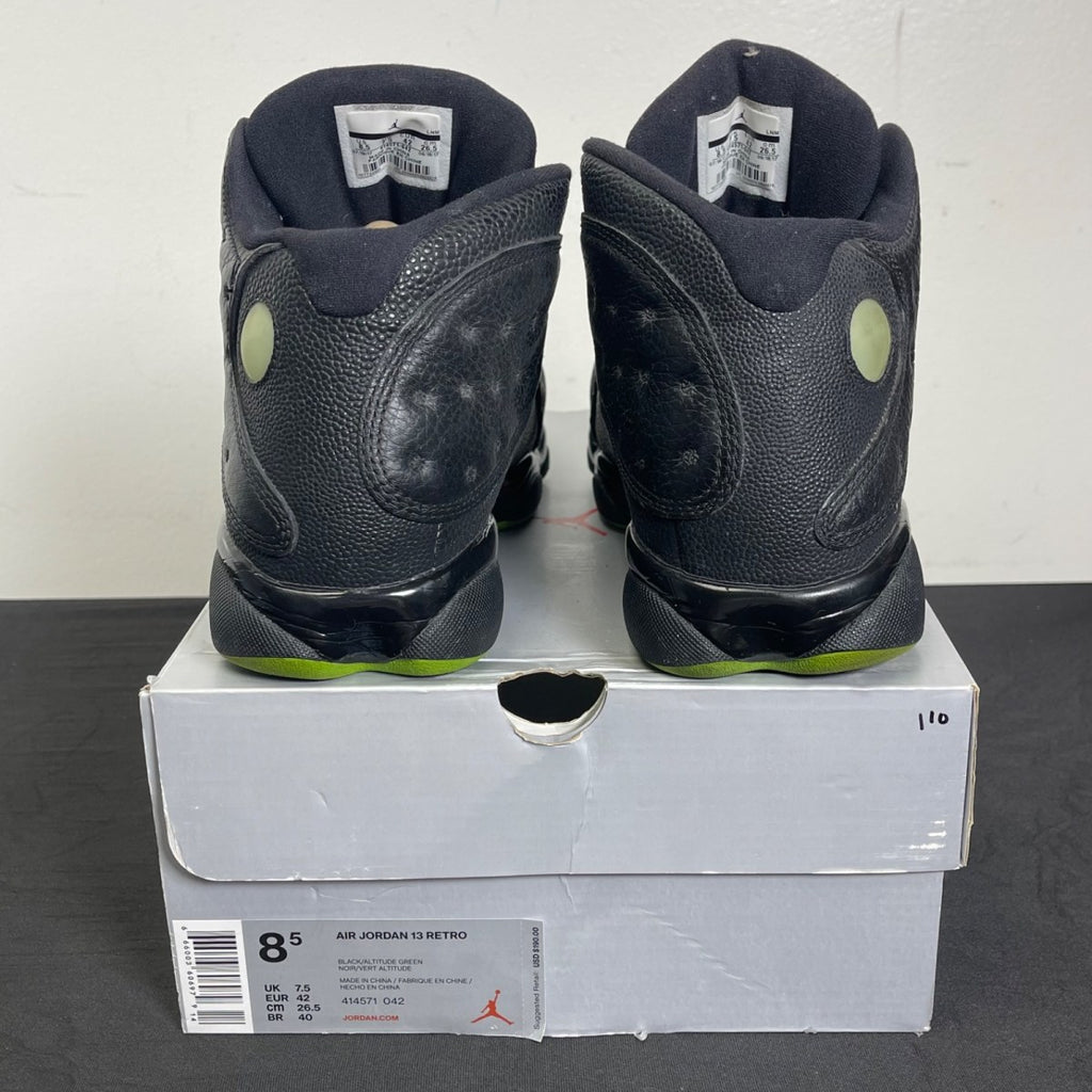 Jordan 13 Retro Altitude (2017) 8.5 (Moderately Worn Pre-Owned)JordanBlack/Altitude Green - Image 4