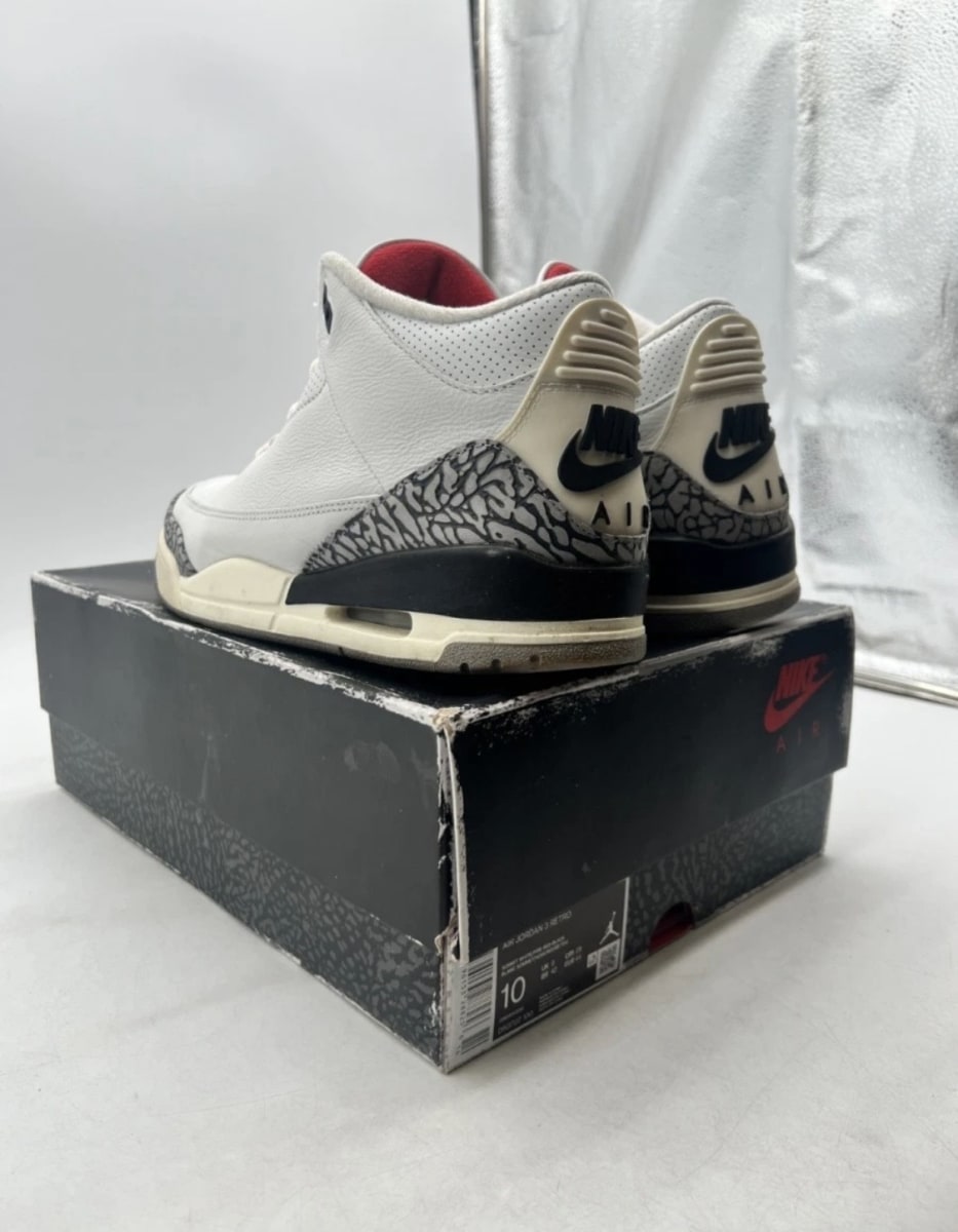 Jordan 3 Retro White Cement Reimagined 10 (Moderately Worn Pre-Owned)JordanSummit White/Fire Red/Black/Cement Grey - Image 6