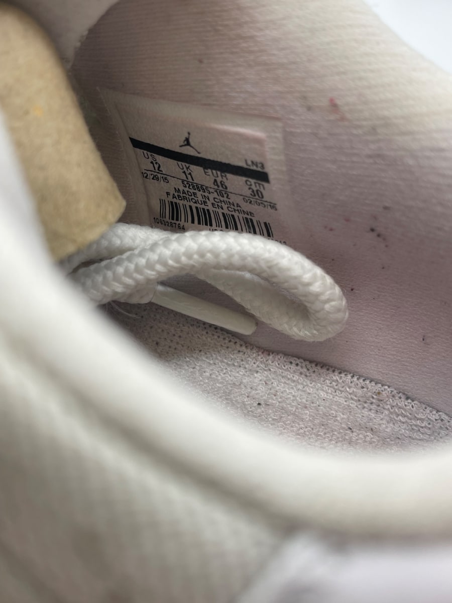 Jordan 11 Retro Low Cherry (2016) 12 (Moderately Worn Pre-Owned) - Image 8