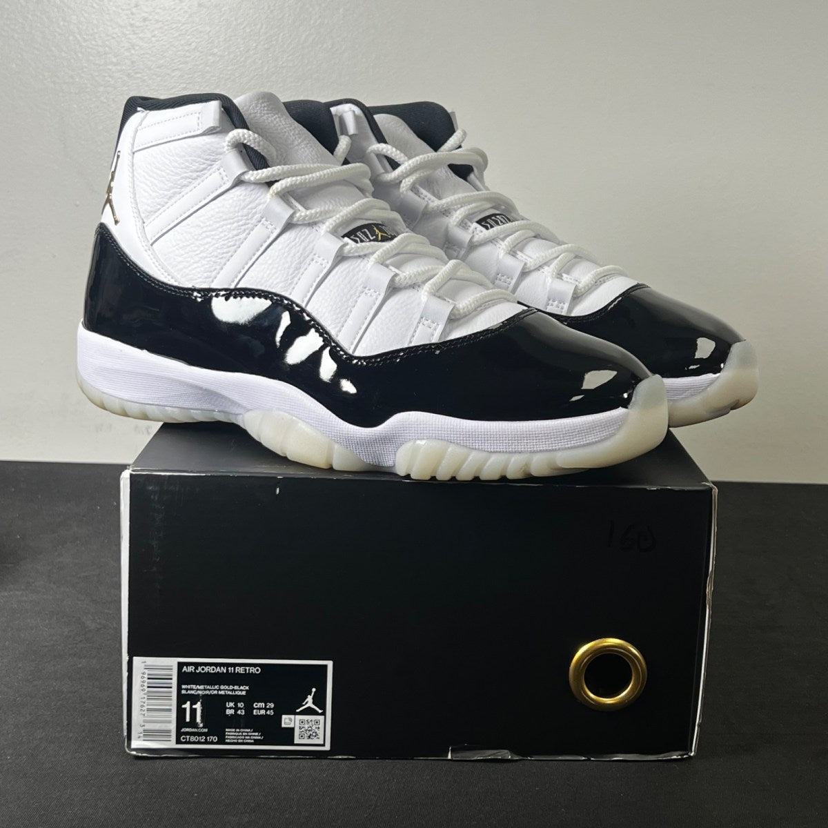 Jordan 11 Retro DMP Gratitude (2023) 11 (Lightly Worn Pre-Owned)JordanBlack/White/Metallic Gold - Image 1