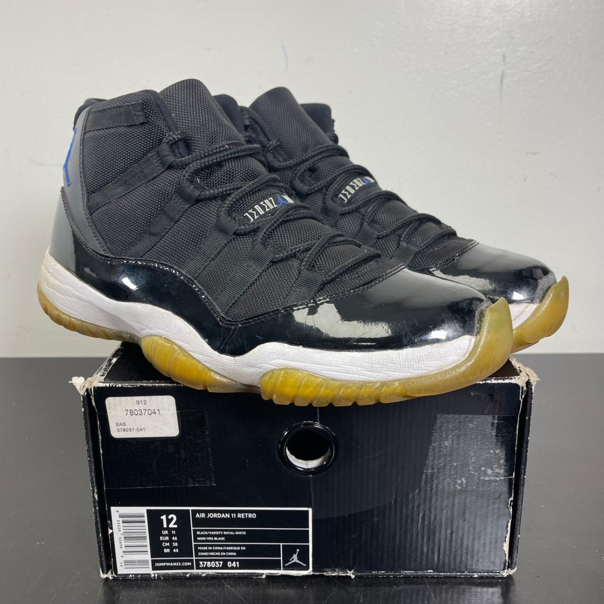 Jordan 11 Retro Space Jam (2009) 12 (Moderately Worn Pre-Owned)JordanBlack/Varsity Royal-White - Image 1