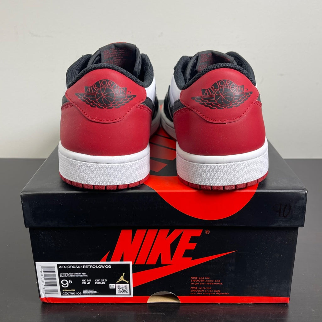 Jordan 1 Retro Low OG Black Toe (2023) 9.5 (Moderately Worn Pre-Owned)JordanWhite/Black/Varsity Red - Image 4