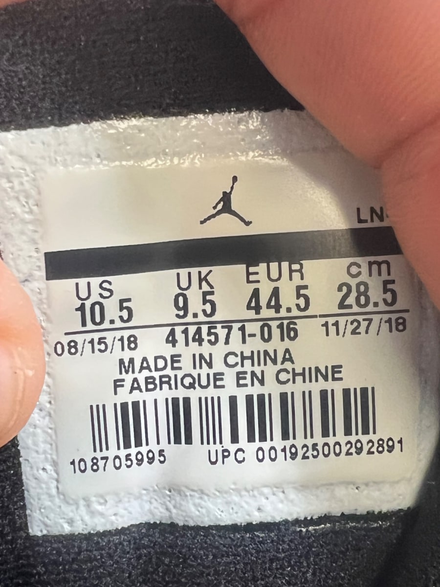 Jordan 13 Retro Atmosphere Grey 10.5 (Heavily Worn Pre-Owned) - Image 7
