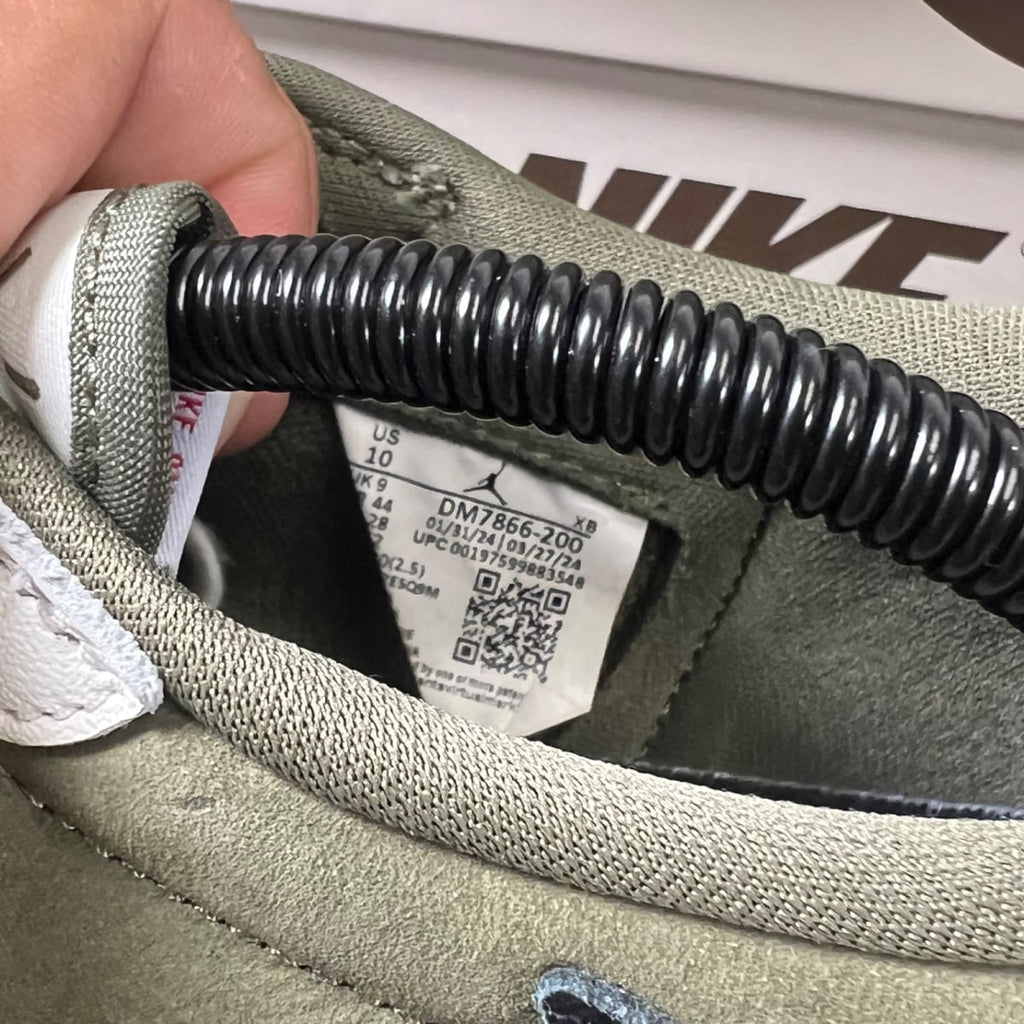 Jordan 1 Retro Low OG SP Travis Scott Medium Olive 10 (Lightly Worn Pre-Owned)JordanMedium Olive/Black/Sail/Muslin - Image 7