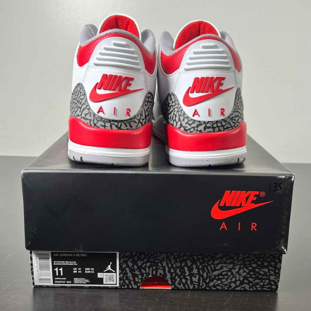 Jordan 3 Retro Fire Red (2022) 11 (Moderately Worn Pre-Owned)JordanWhite/Fire Red/Cement Grey/Black - Image 4