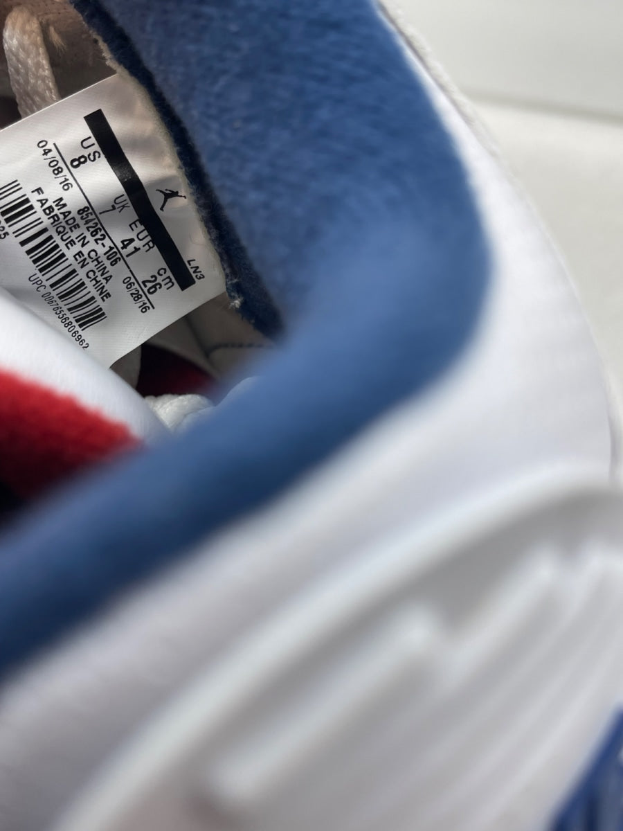 Jordan 3 Retro True Blue (2016) 8 (Moderately Worn Pre-Owned)JordanWhite/True Blue-Varsity Red - Image 8