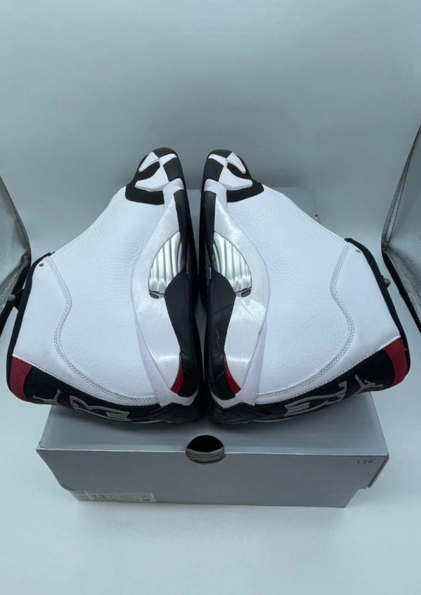 Jordan 14 Retro Black Toe (2024) 13 (Lightly Worn Pre-Owned)JordanWhite/Varsity Red/Black/Metallic Silver - Image 4