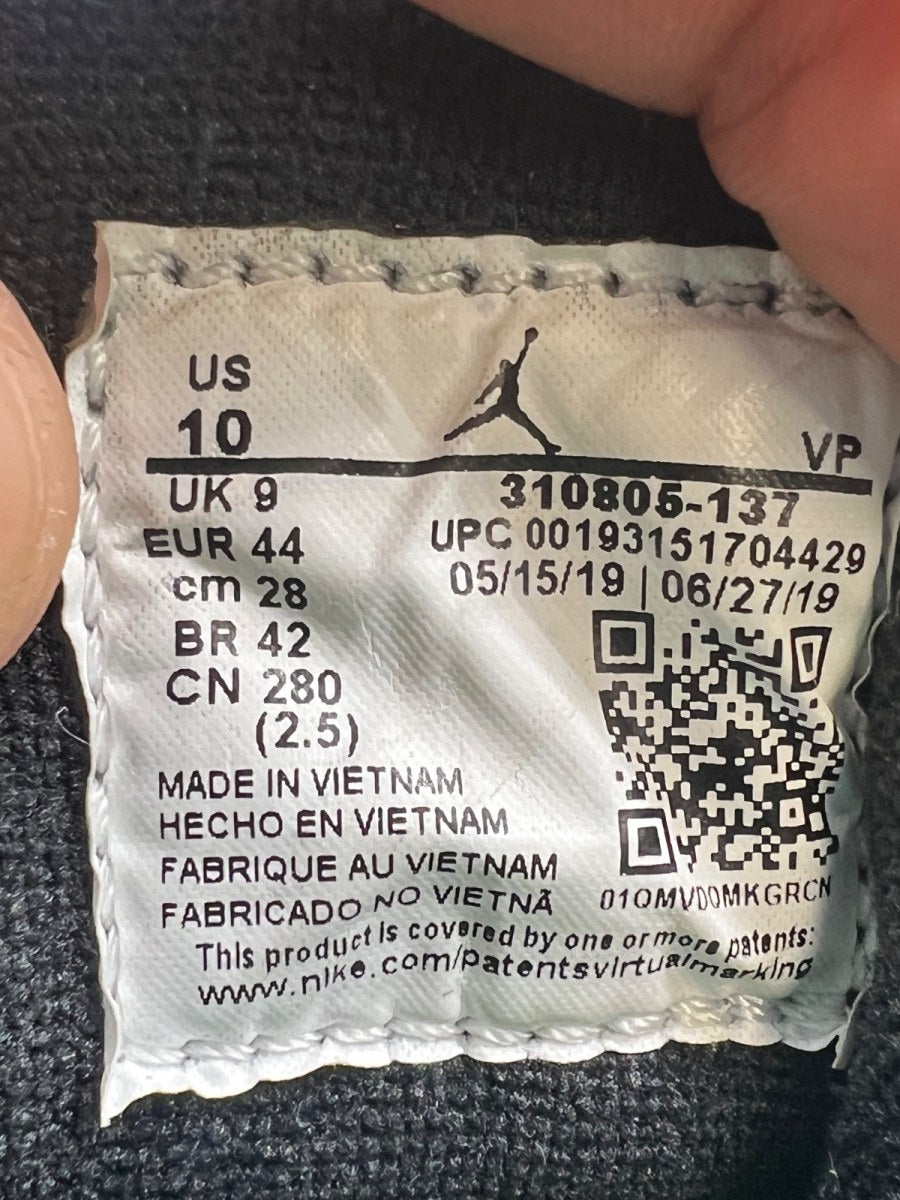 Jordan 10 Retro Seattle 9.5 (Lightly Worn Pre-Owned) - Image 9