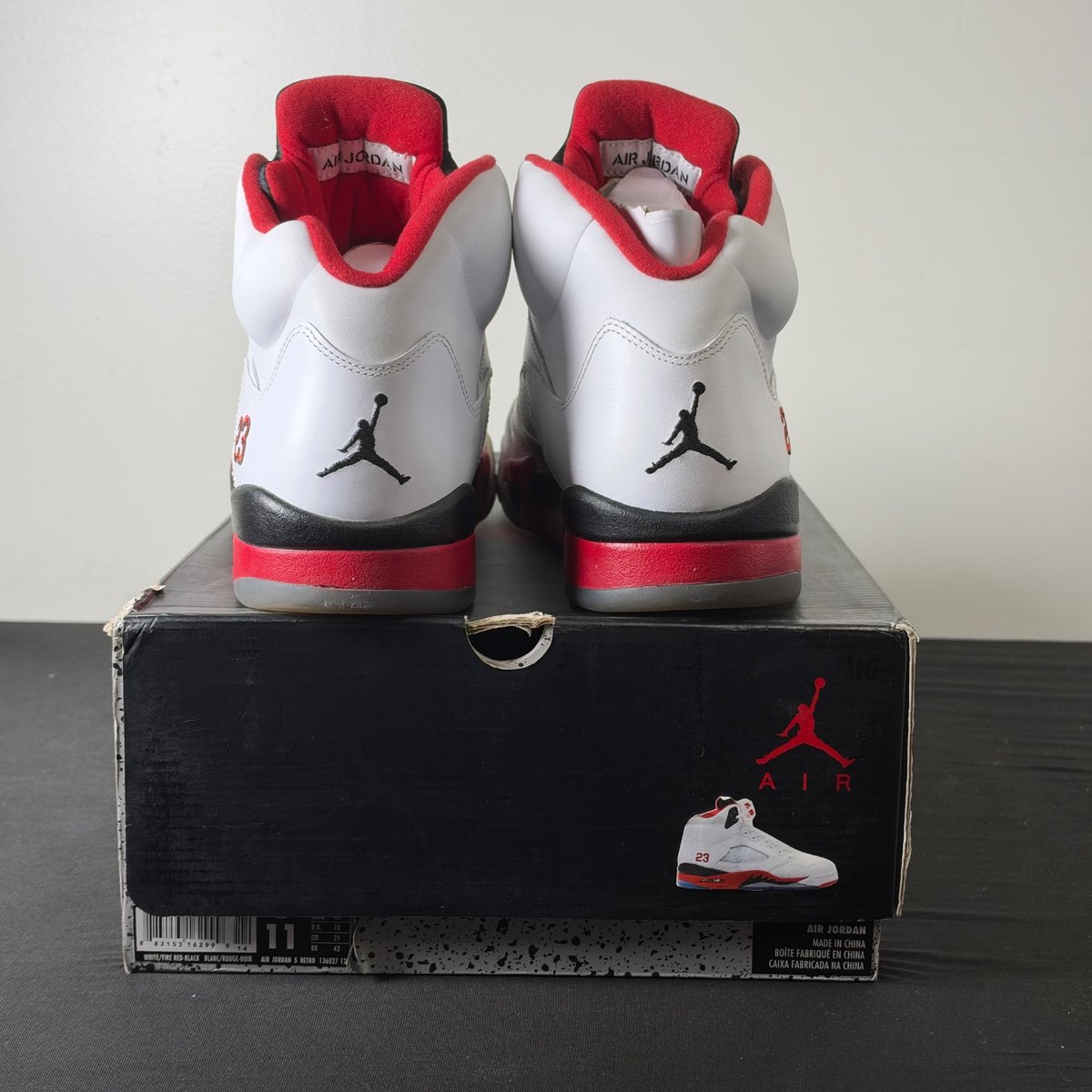 Jordan 5 Retro Fire Red Black Tongue (2013) (Size 11) - aux