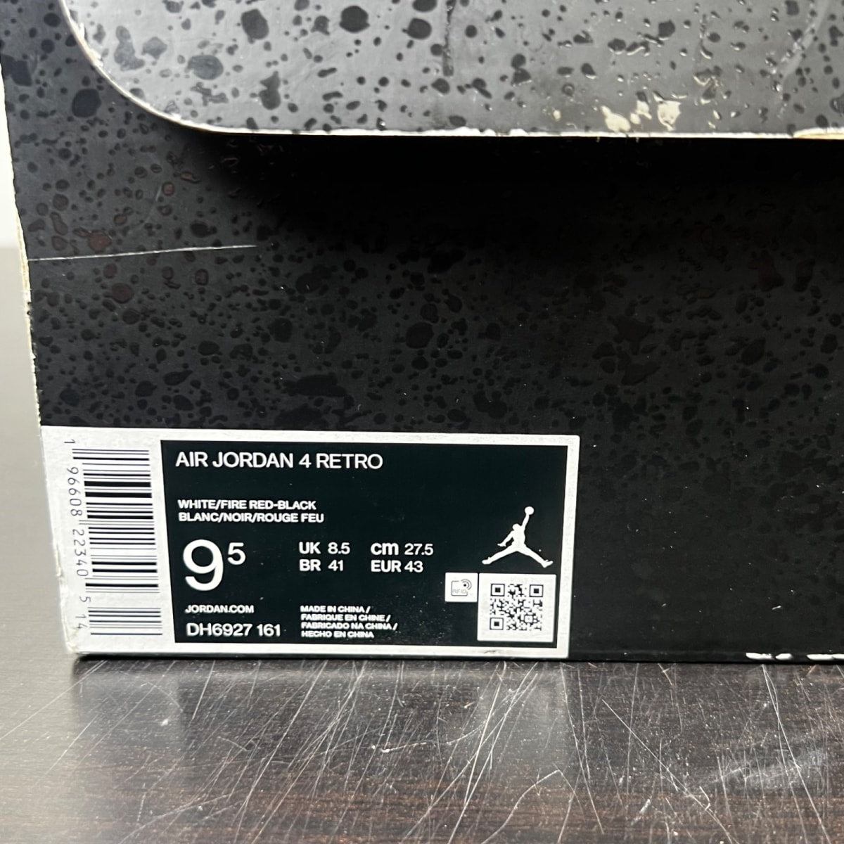 Jordan 4 Retro Red Cement 9.5 (Moderately Worn Pre-Owned)JordanWhite/Fire Red/Black/Neutral Grey - Image 4