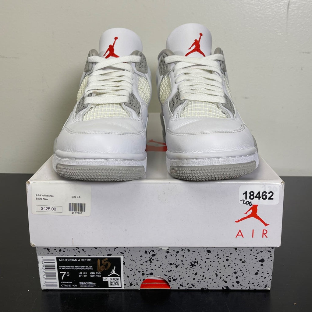 Jordan 4 Retro White Oreo (2021) 7.5 (Moderately Worn Pre-Owned)JordanWhite/Tech Grey-Black-Fire Red - Image 2