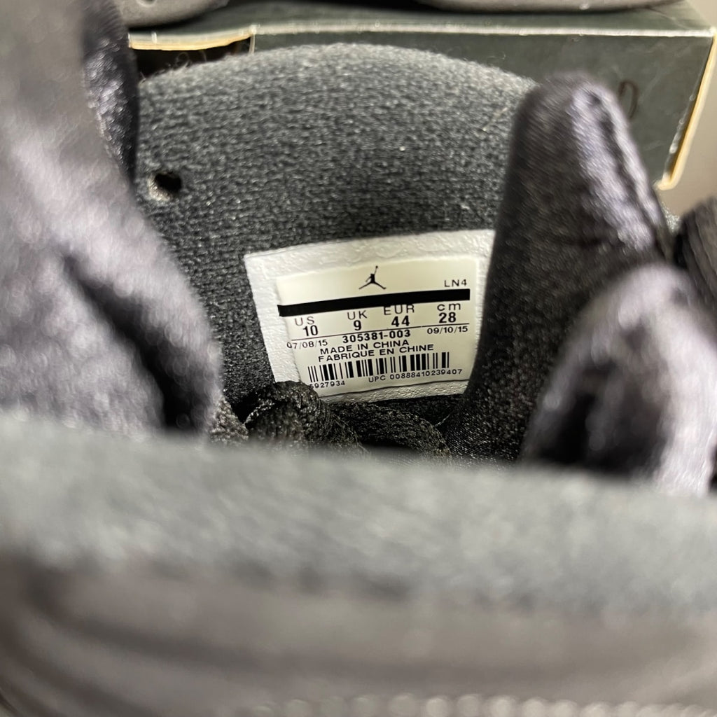 Jordan 8 Retro Chrome (2015) 10 (Moderately Worn Pre-Owned)JordanBlack/White-Light Graphite - Image 6