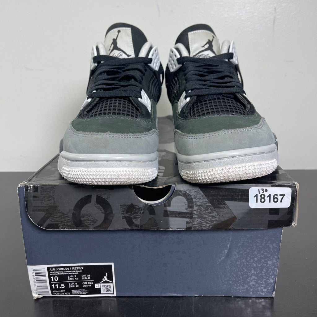 Jordan 4 Retro Fear (2024) 10 (Moderately Worn Pre-Owned)JordanBlack/White/Anthracite/Black/Pure Platinum - Image 2