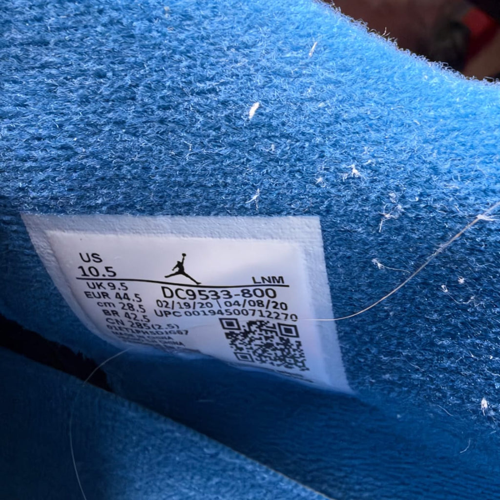 Jordan 4 Retro Union Guava Ice (Size 10.5) - aux