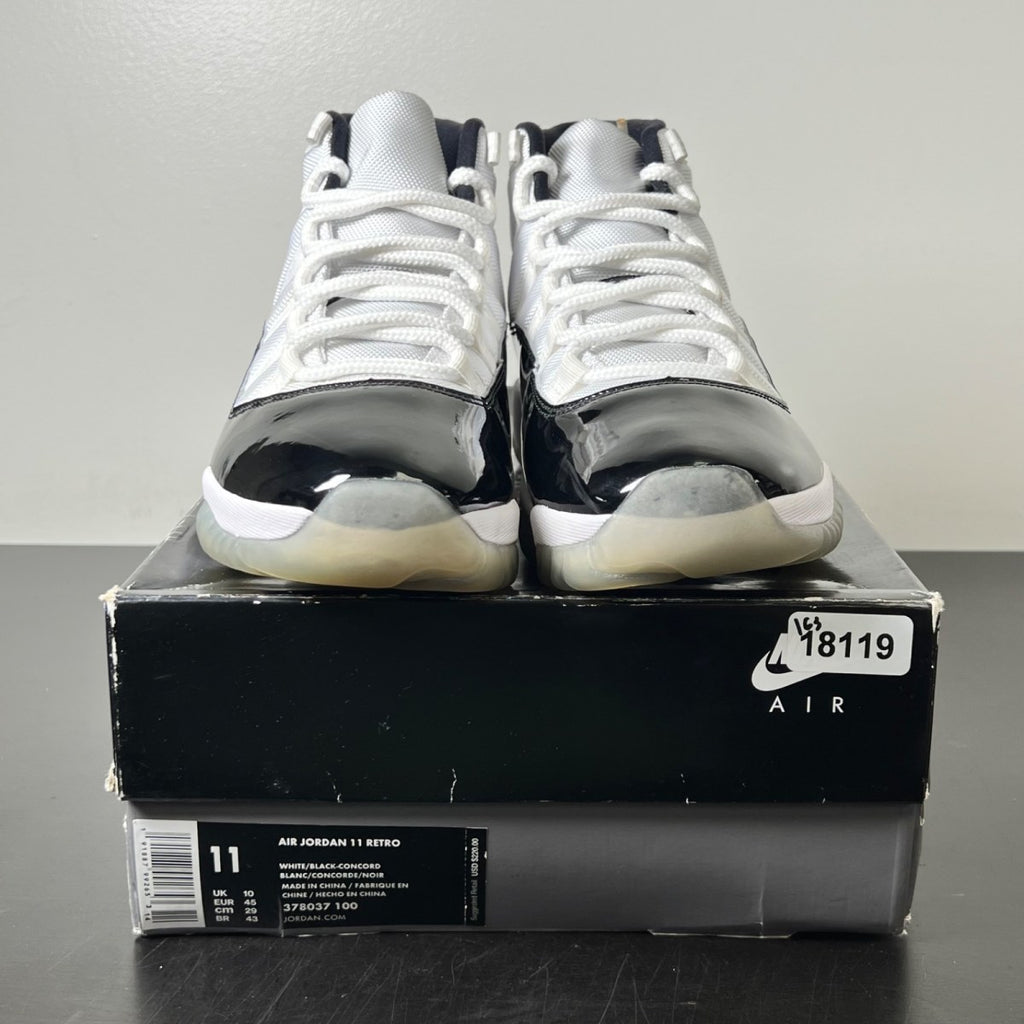 Jordan 11 Retro Concord (2018) 11 (Lightly Worn Pre-Owned)JordanWhite/Black-Concord - Image 2