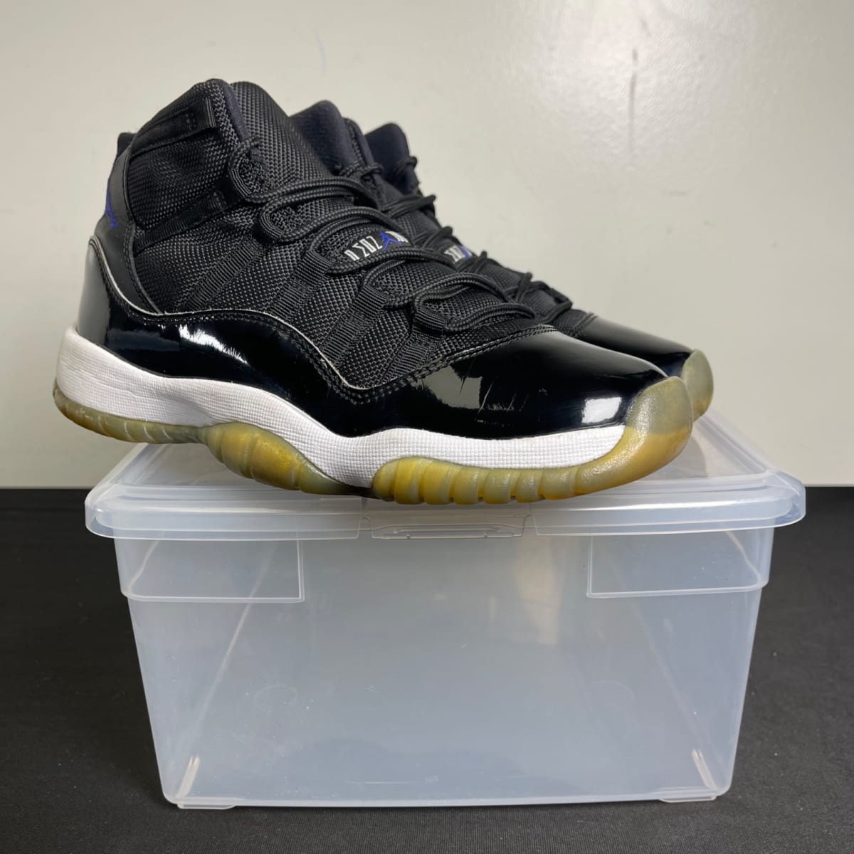 Jordan 11 Retro Space Jam (2016) (GS) (Size 5.5Y) - aux