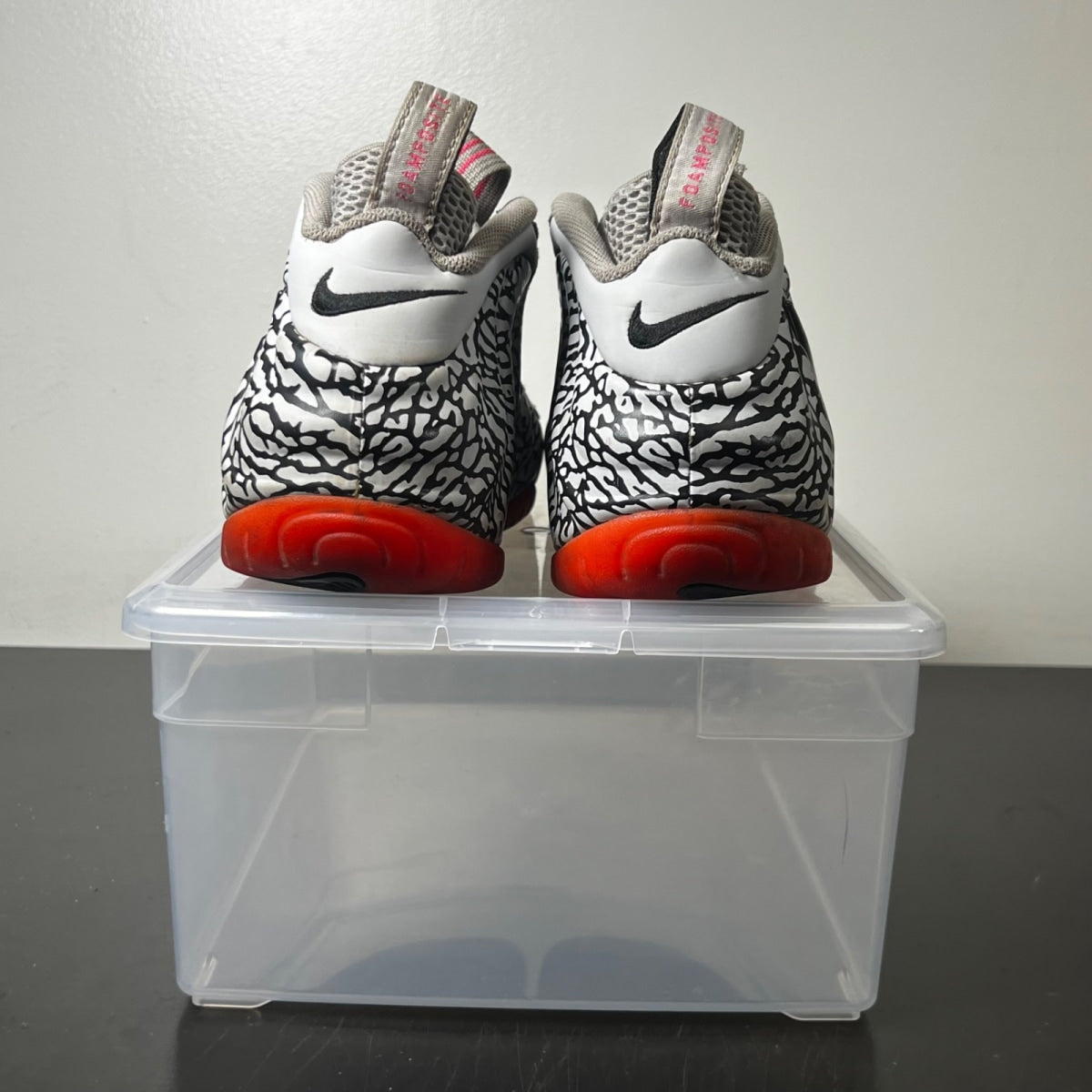 Nike Air Foamposite Pro Elephant Print 9.5 (Heavily Worn Pre-Owned)NikeWolf Grey/Black-Hyper Pink - Image 4