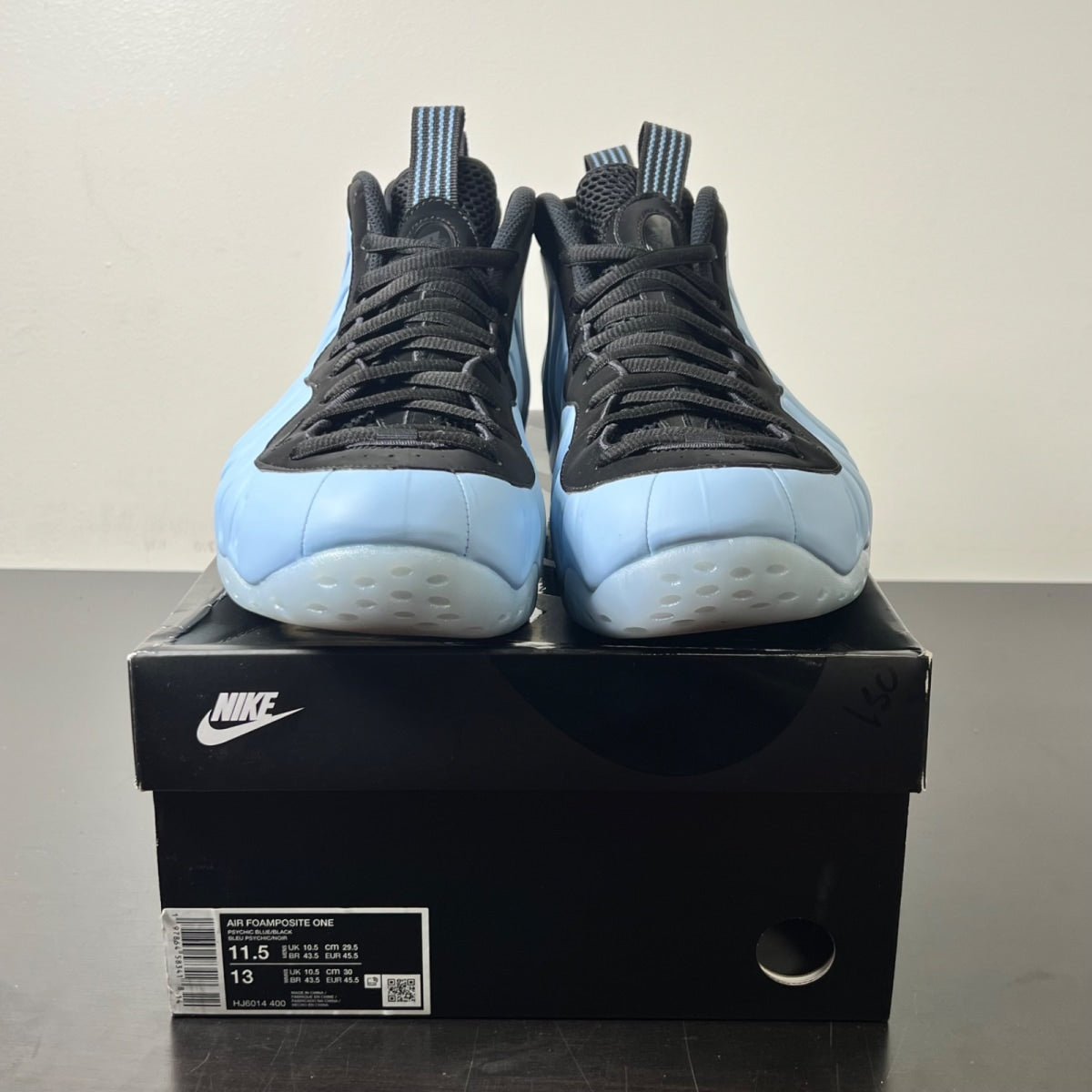 Nike Air Foamposite One Psychic Blue 11.5 (Lightly Worn Pre-Owned)NikePsychic Blue/Black - Image 2