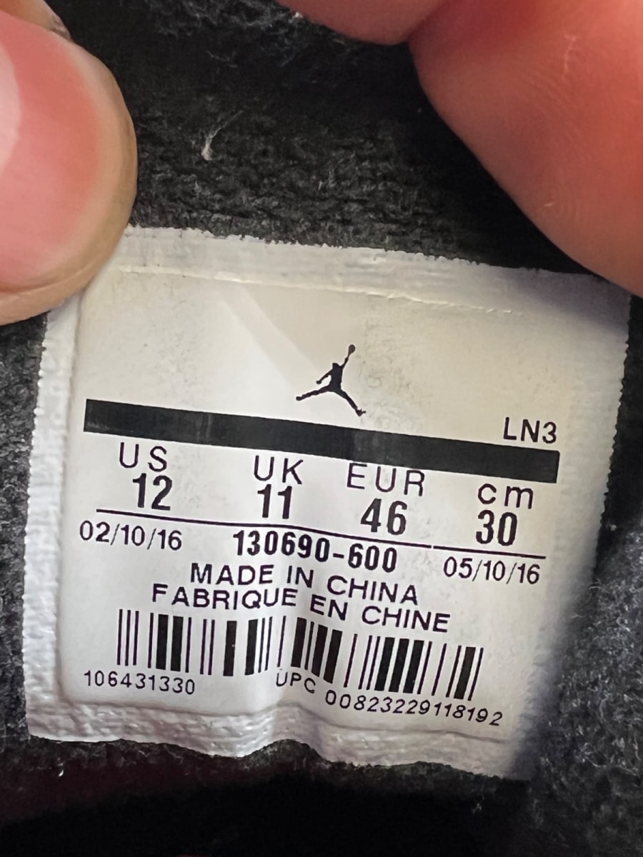 Jordan 12 Retro Gym Red 12 (Moderately Worn Pre-Owned)JordanGym Red/Black-White - Image 8
