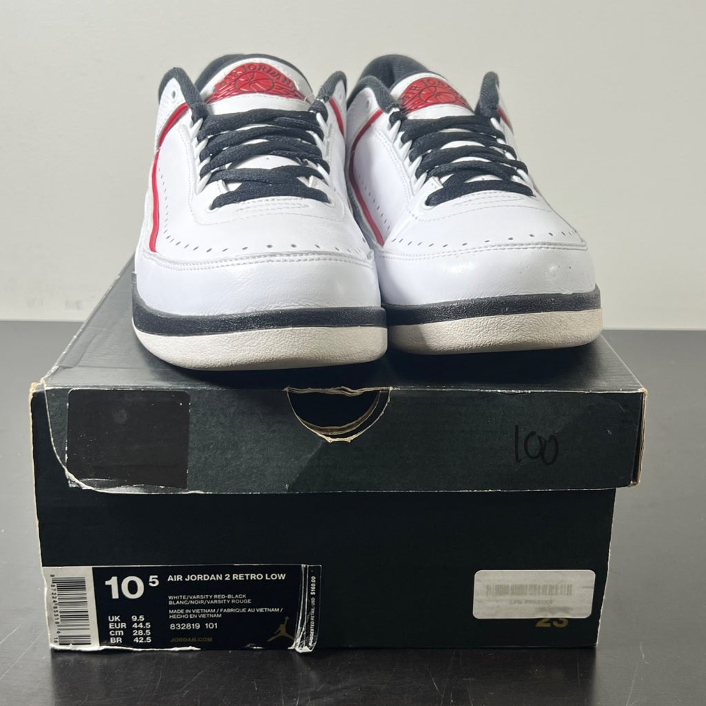 Jordan 2 Retro Low Chicago (2016) 10.5 (Lightly Worn Pre-Owned)JordanWhite/Black-Varsity Red - Image 2