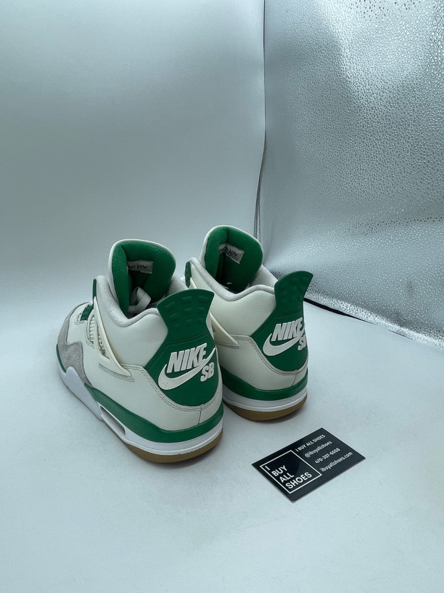 Jordan 4 Retro SB Pine Green 12 (Moderately Worn Pre-Owned) - Image 4