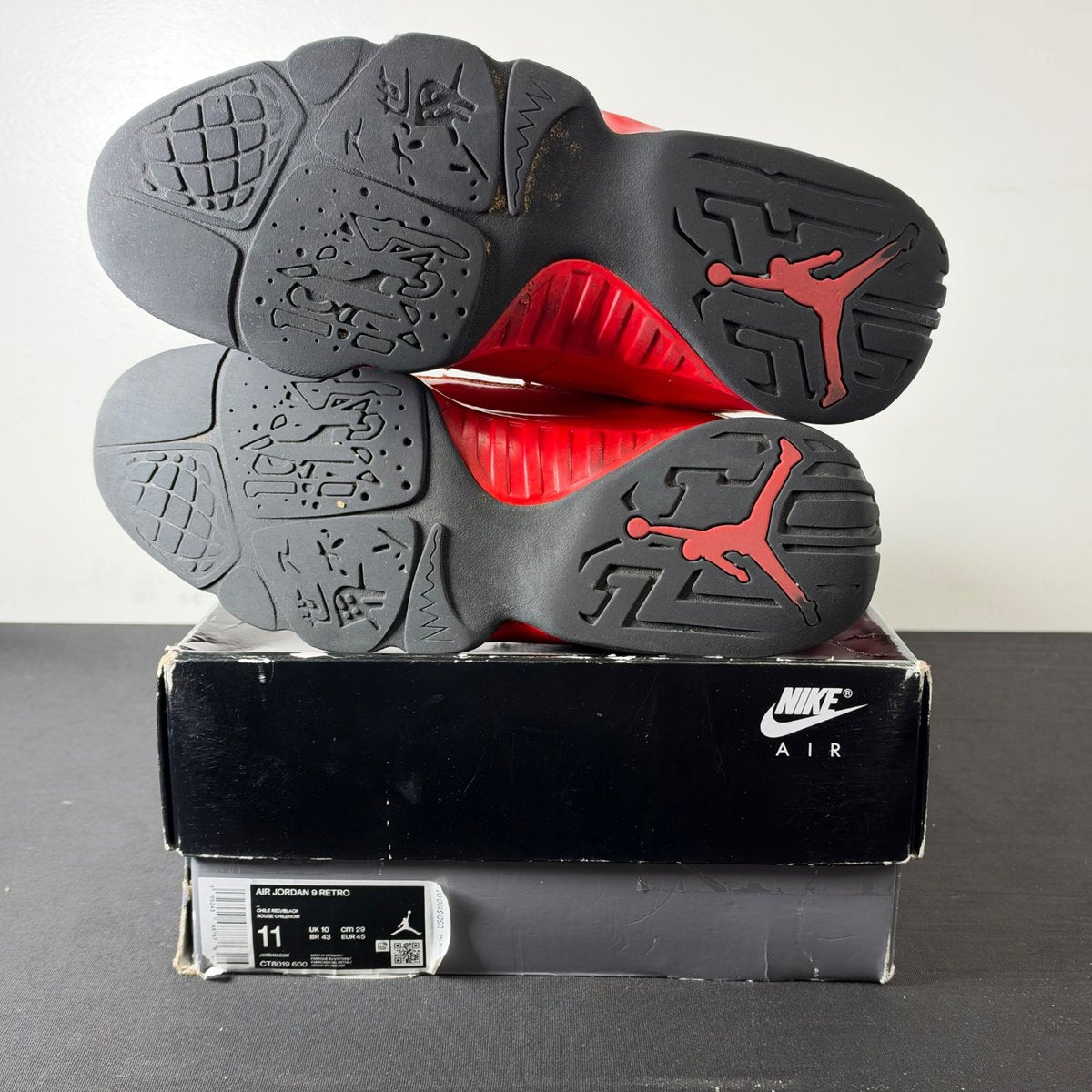 Jordan 9 Retro Chile Red (Size 11) - aux