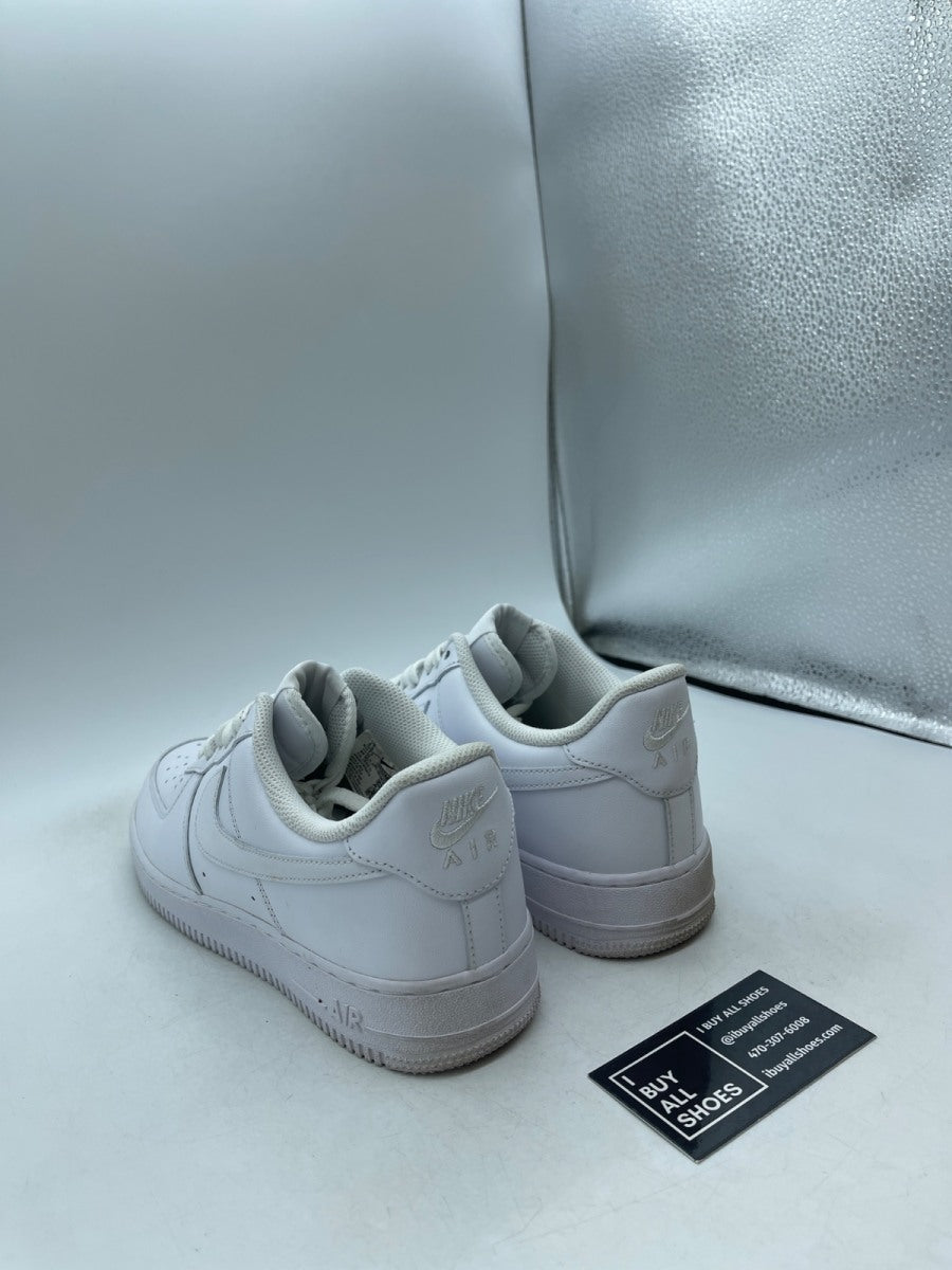 Nike Air Force 1 Low '07 White 8.5 (Moderately Worn Pre-Owned) - Image 4